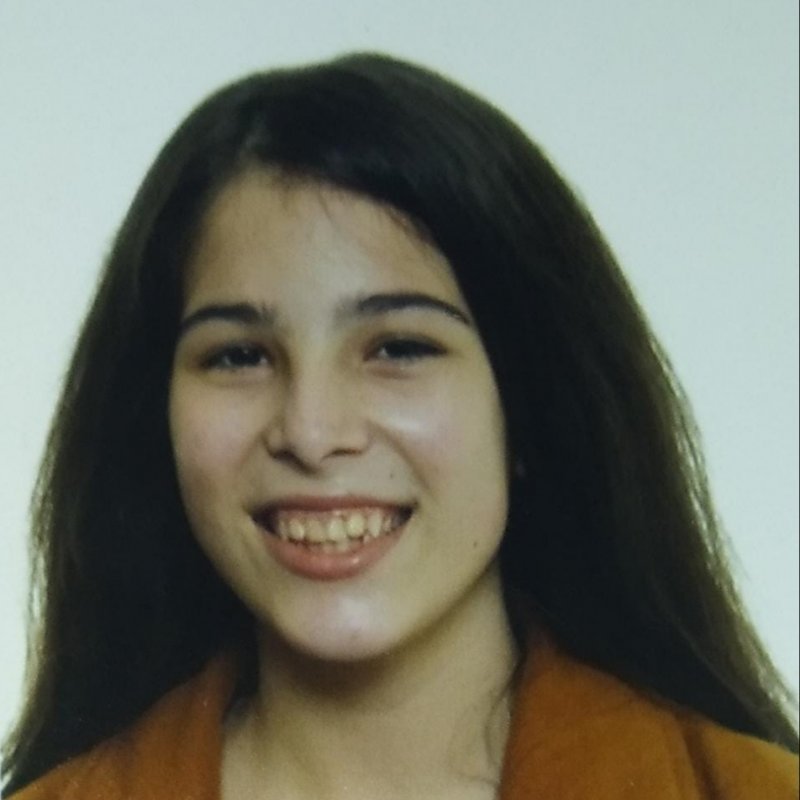 TANIA AMORIN CARPINTERO