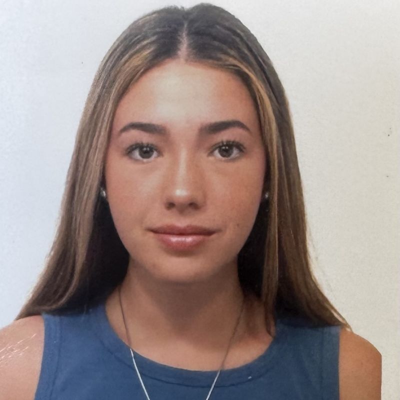 CANDELA RODRIGUEZ FERREIROS