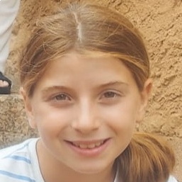 ELENA OLAGARAY MARTINEZ