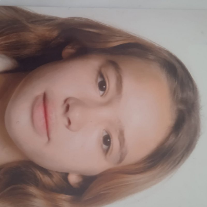 GLORIA  PIÑAS DE OLIVEIRA