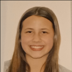 LUCIA MILLOS SAAVEDRA