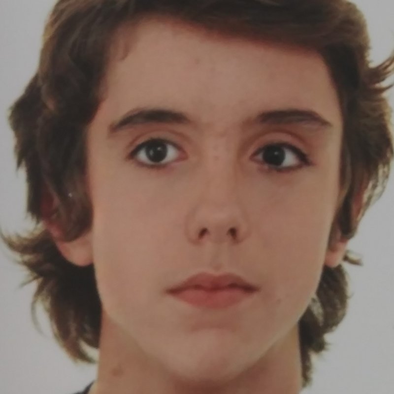 JULEN IMBULUZQUETA LARRASOAÑA