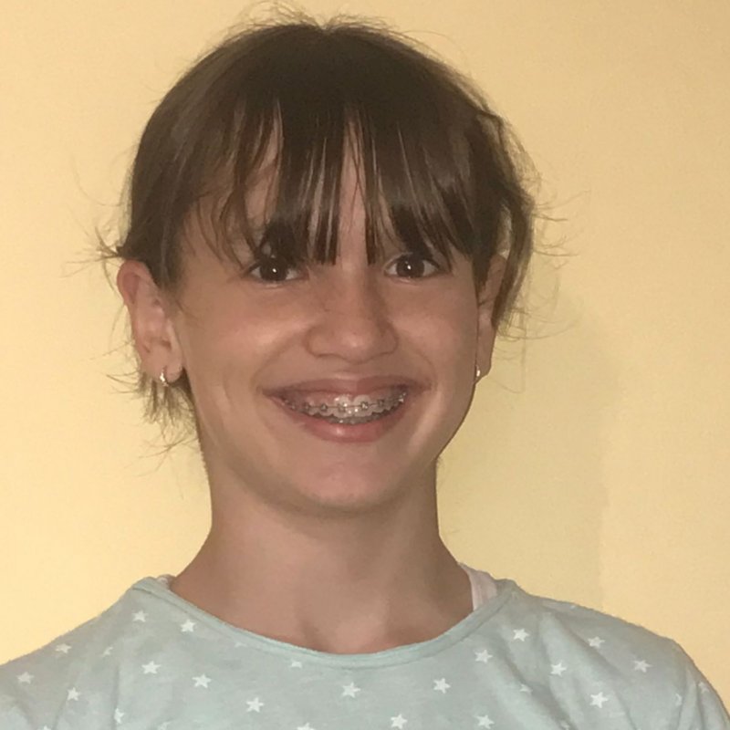 JULIA OLIVE CARRAMIÑANA