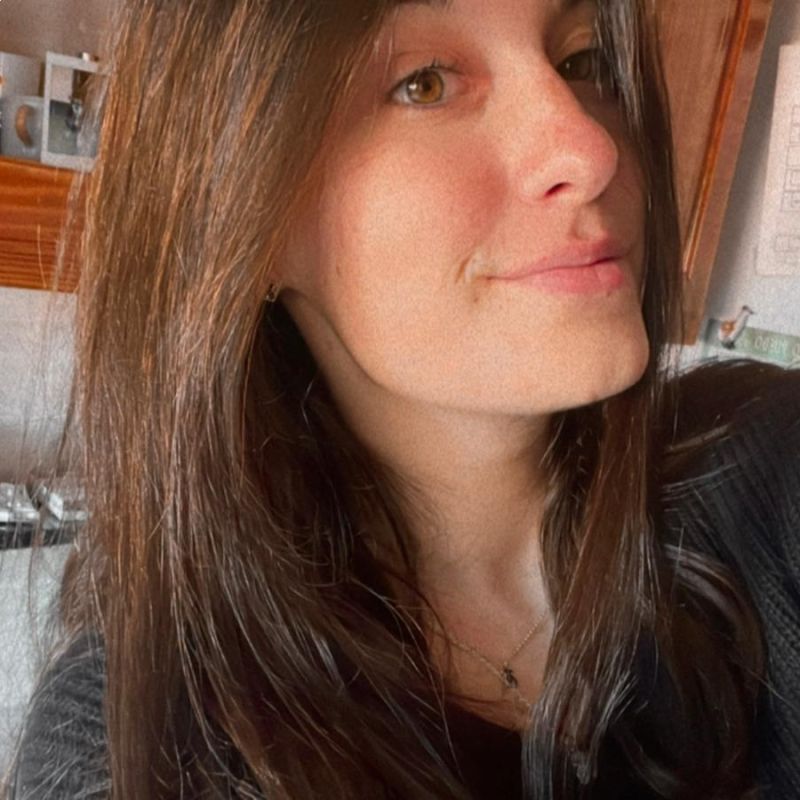 RUTH NICOLAU ALCARAZ