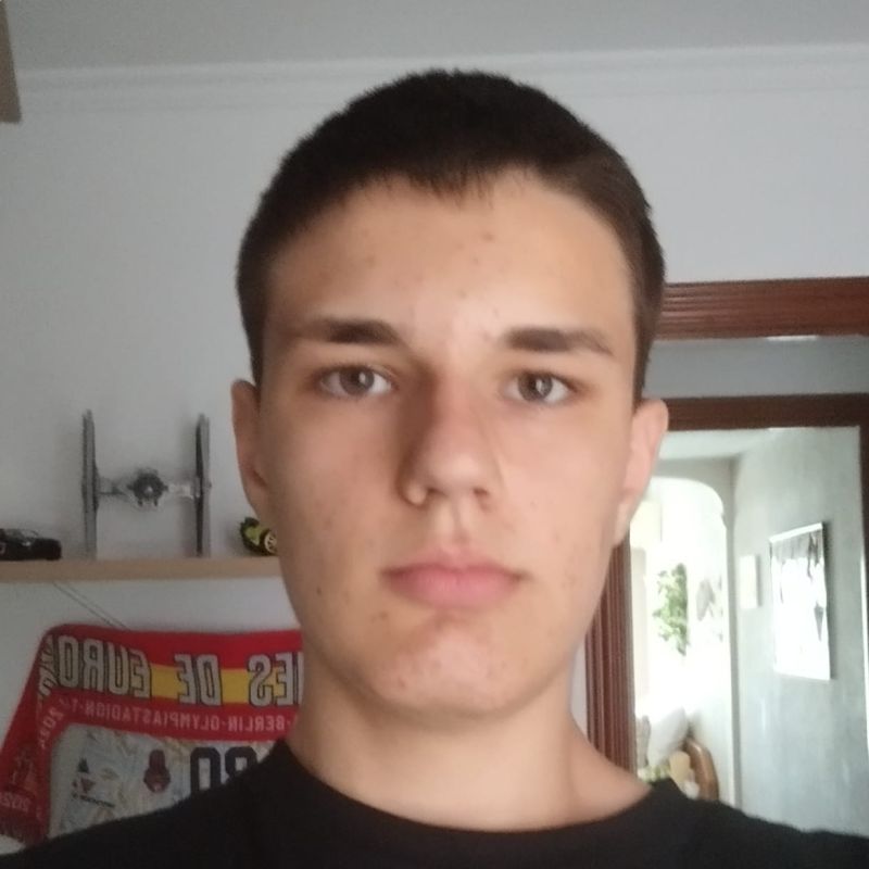 PABLO GRACIA DE LA MATA