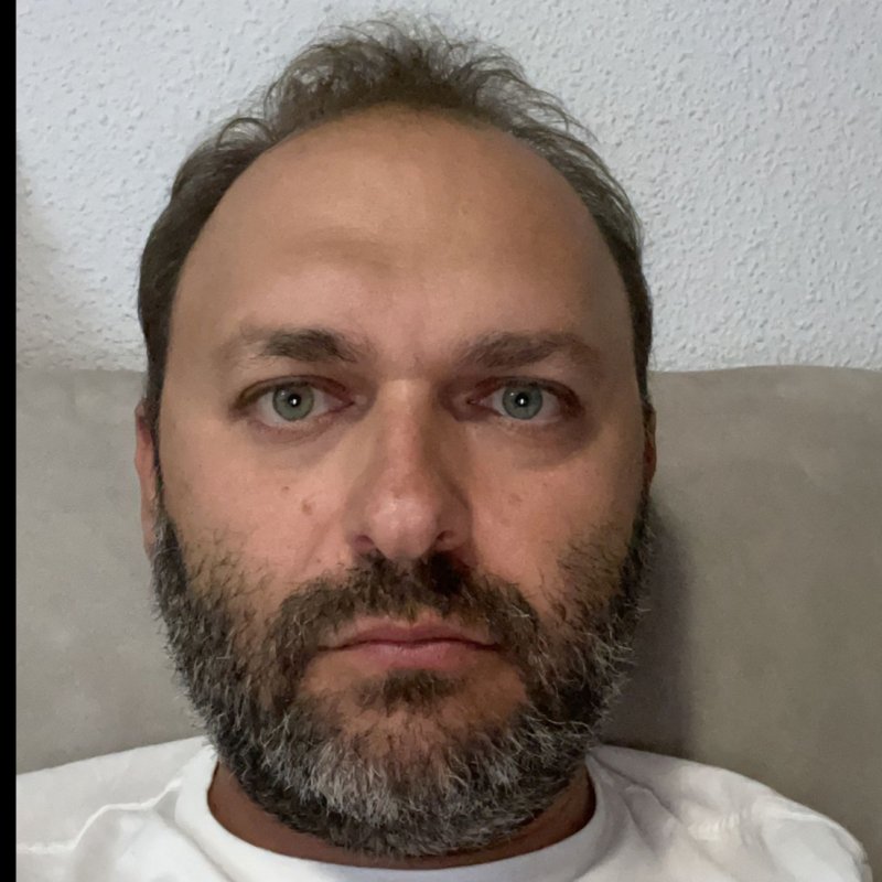 VICTOR VALLADARES URDIALES