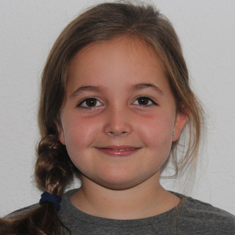 LUCIA MANZANARO MANZANO