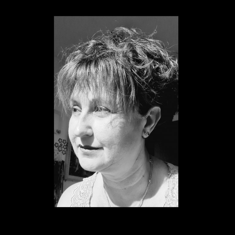 BEATRIZ ROSANES AGUILAR