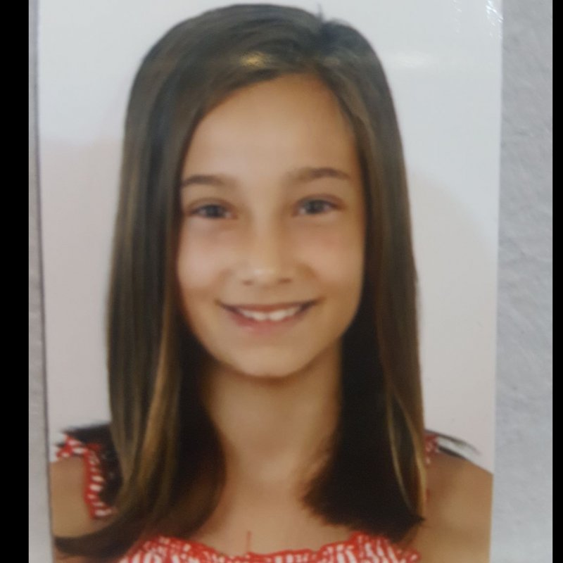 JULIA CRUZ SAYANS