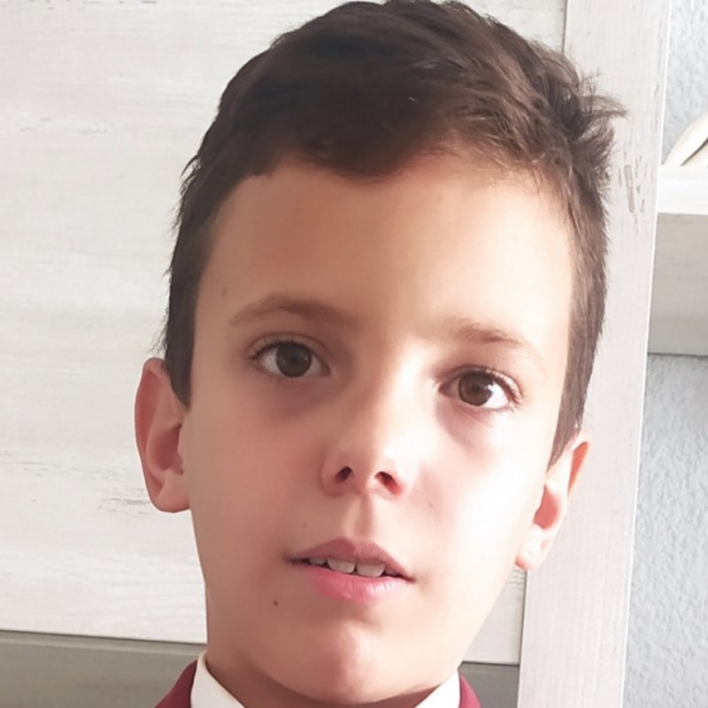 EFREN CARACENA MUNUERA