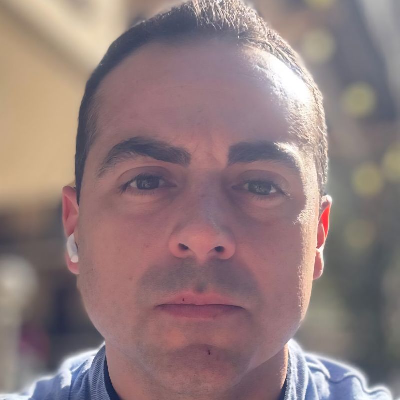 IÑIGO GONZALO VELAZQUEZ