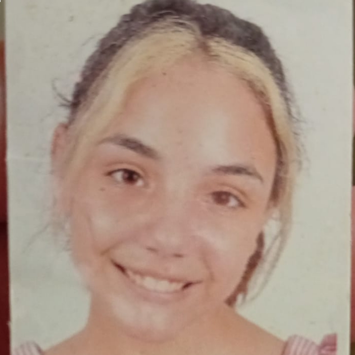 NAYARA VILARES BARCIA