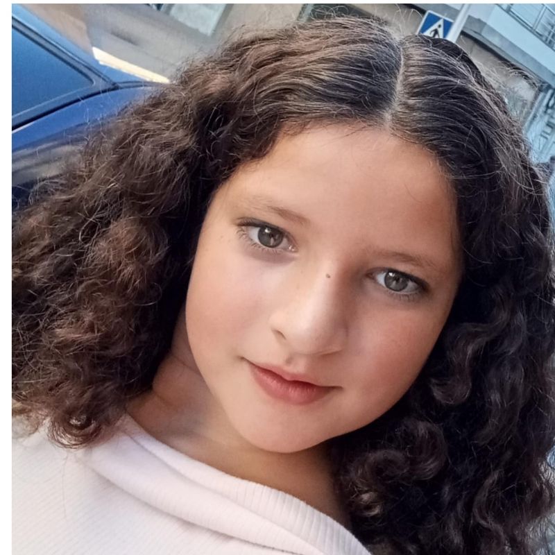 JULIA PEREZ BENAVIDES