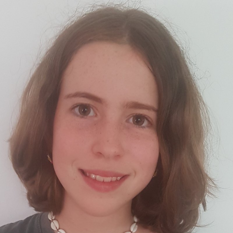 JULIA MARTINEZ SATORRES