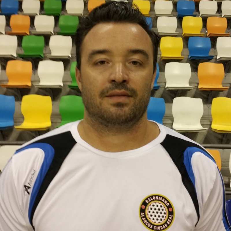 LUIS MANUEL  MOYANO MOYANO