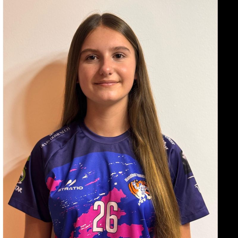 AINHOA ANDRES FAJARDO