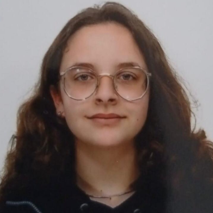 CARMEN CABELLO NAVARRO