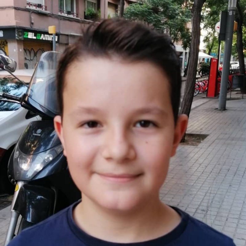 ADRIA  FERNANDEZ LOPEZ