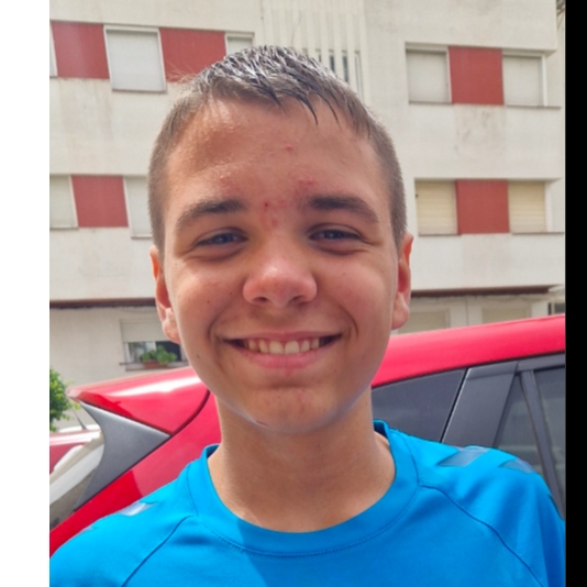 IAN GIL  AVDZHY GUERRA 