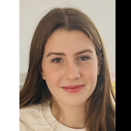 ADRIANA SAÑUDO MOLINO