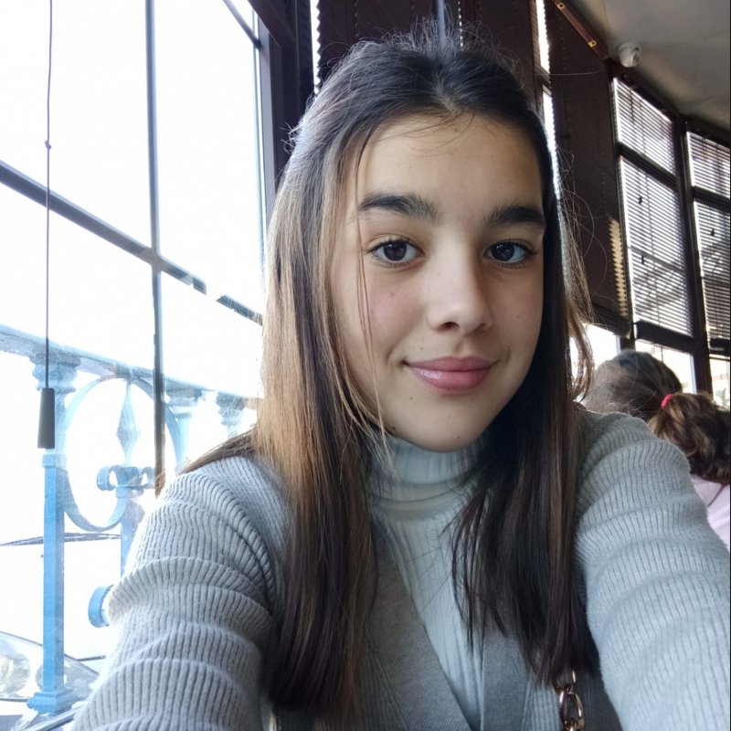 AINHOA  ZAMORA VICENTE 