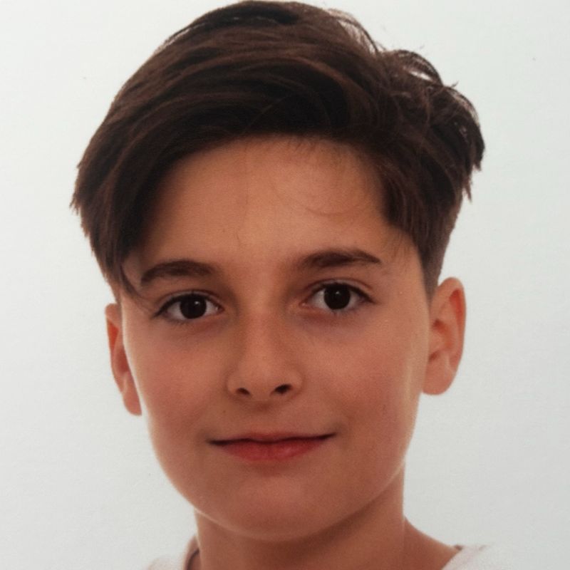 ADAM VALENTIN CUENDE
