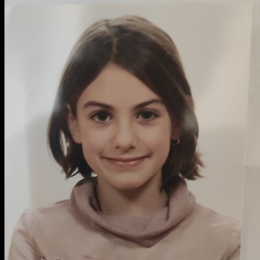 NAHIA GARCIA ABARZUZA