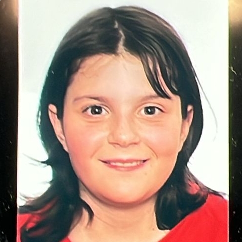 ANDREA  GARDE HUESO