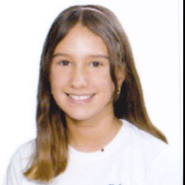 ZAFIRA LEONOR ARMAS RUIZ