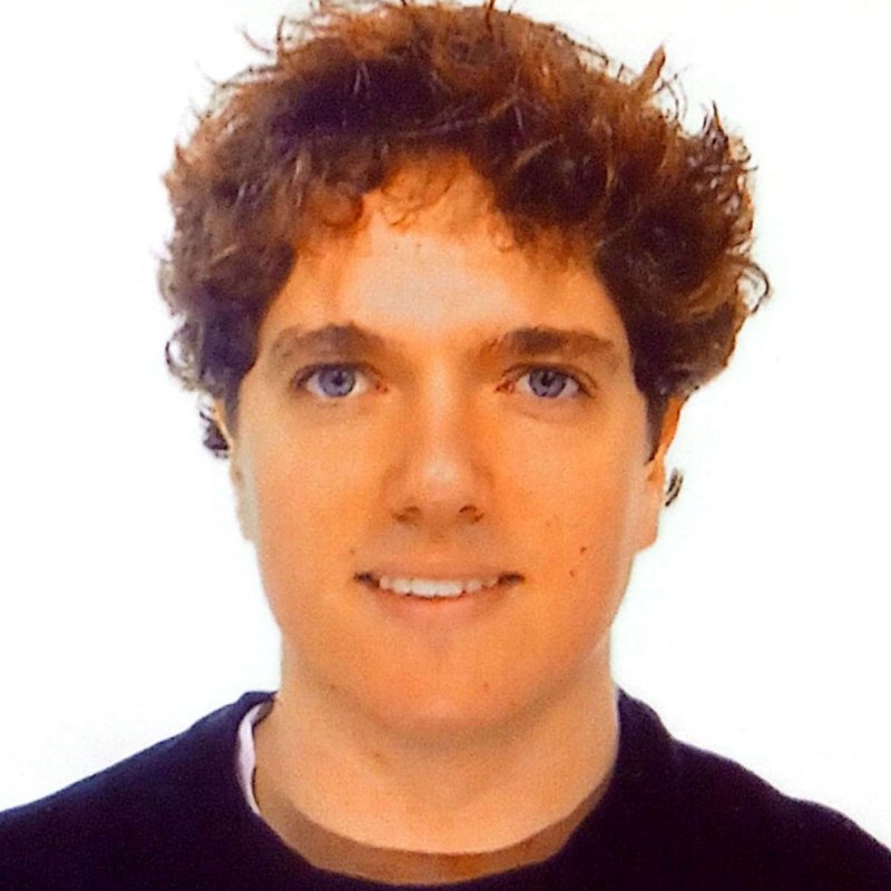 OSCAR RUIZ RIVADENEYRA