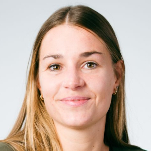 SARAH KURZWEG