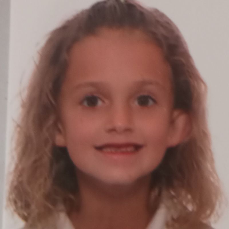 SARA GALLEN OLIVEROS