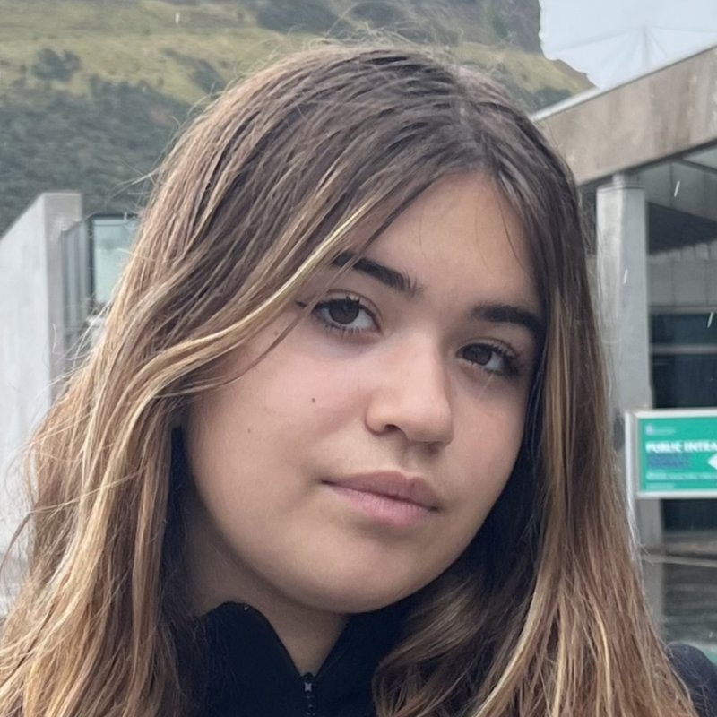 ABRIL CLOTAS COSCOLIN