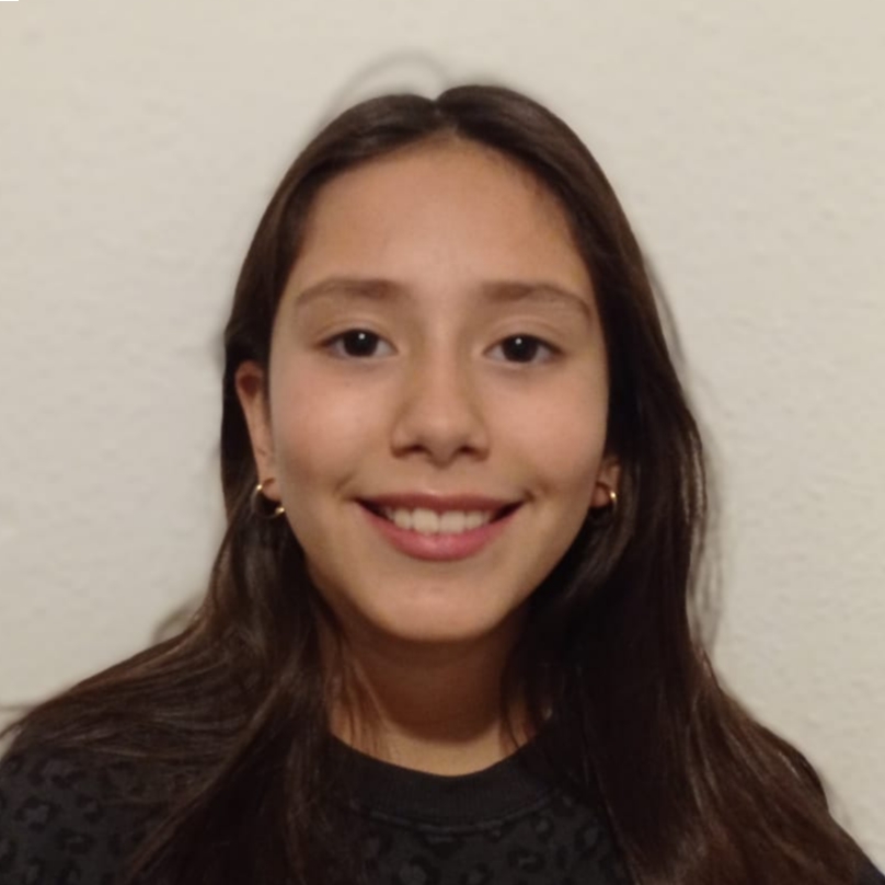 ARIADNE IRUNE AMADOR BELLOTA