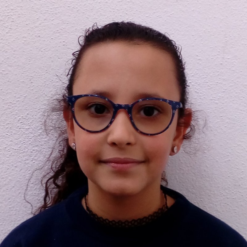 LUCIA LABRADOR VALERO