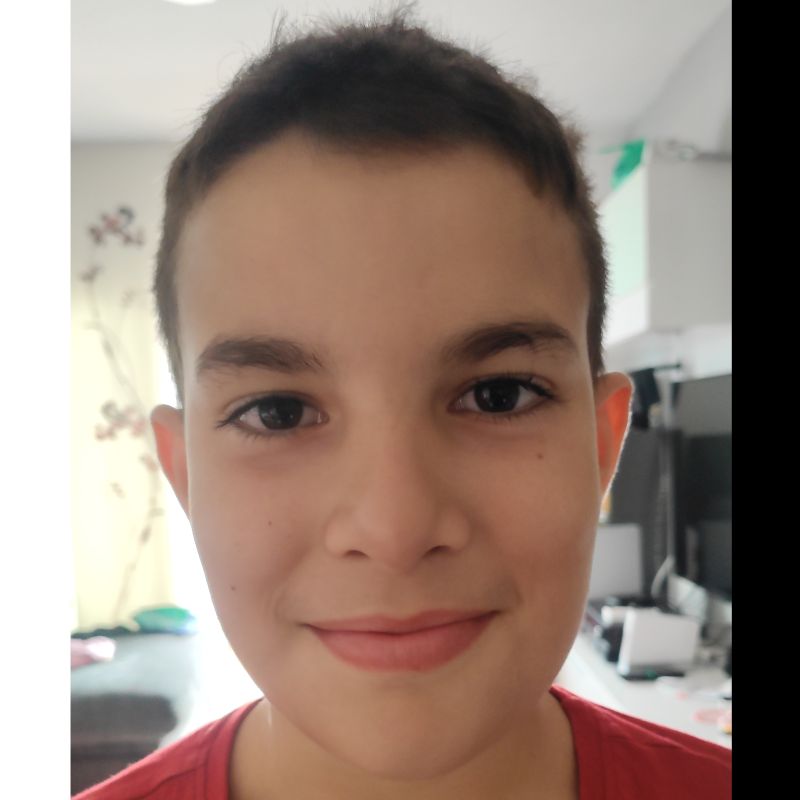 AYYUB ABRIL EL HANDAZ