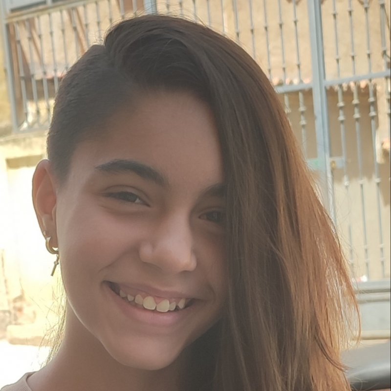 ITZIAR  CHAVES BLANCO