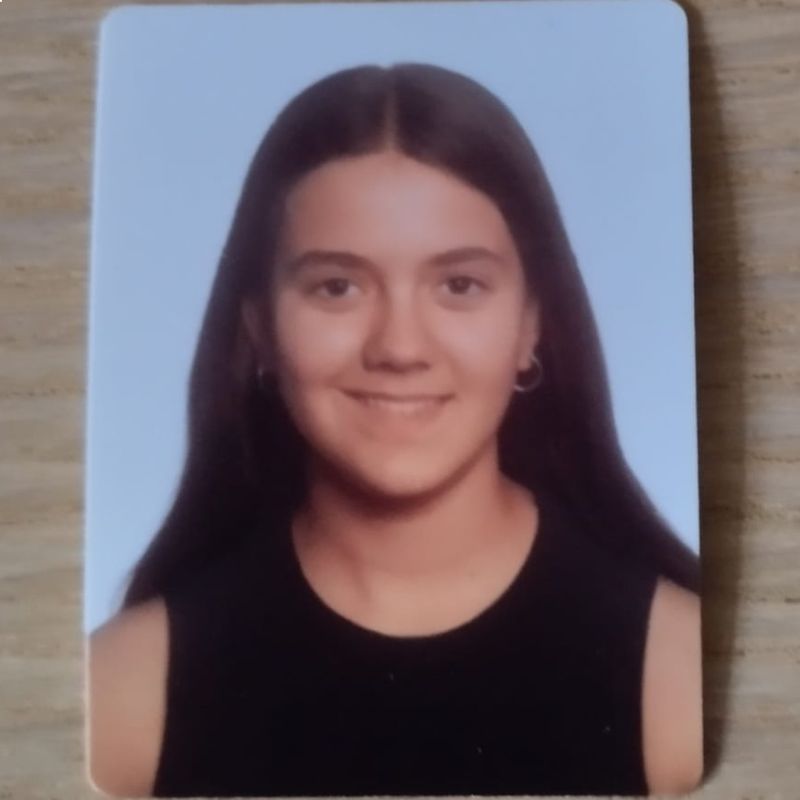 ALAINE ESNAL ETXEBERRIA