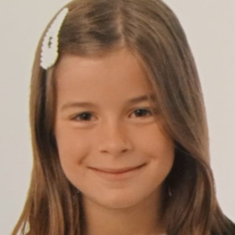 JULIA URQUIZA CONTIN