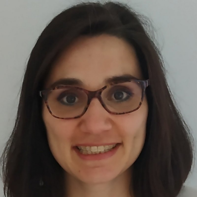 BEATRIZ CURRAS BESADA