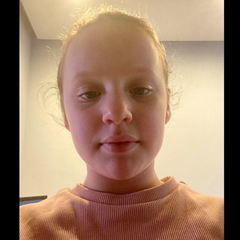 ALEJANDRA VAZQUEZ ALMENDROS