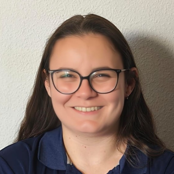 ANDREA ACOSTA CLAVERO