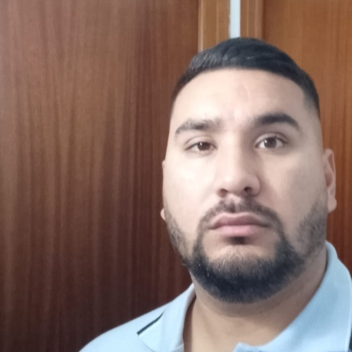 ESTEBAN TOMAS QUIÑONES