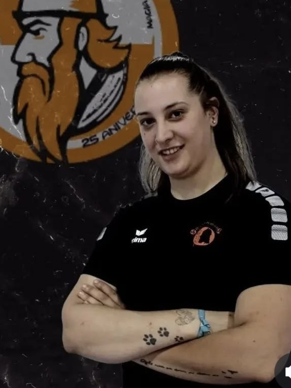 TANIA POMBO FERNANDEZ