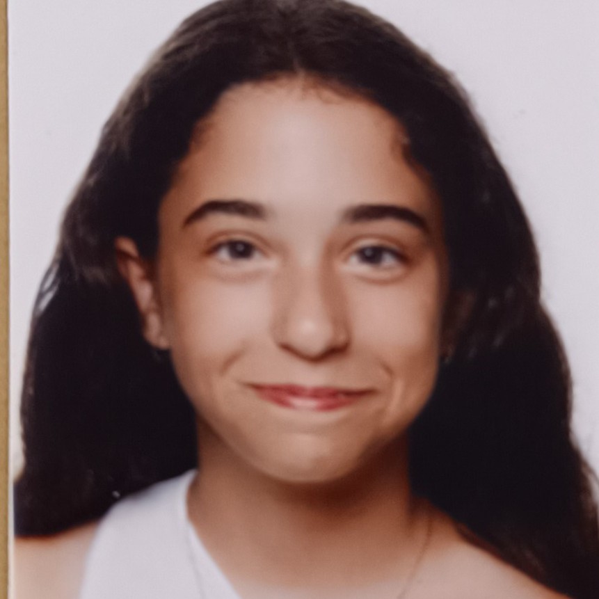 CARMEN OLIVEROS SERRANITO