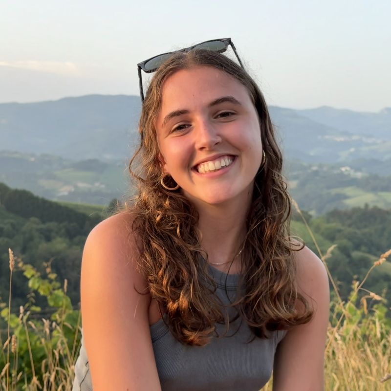 IZARO URDAMPILLETA EIZAGUIRRE