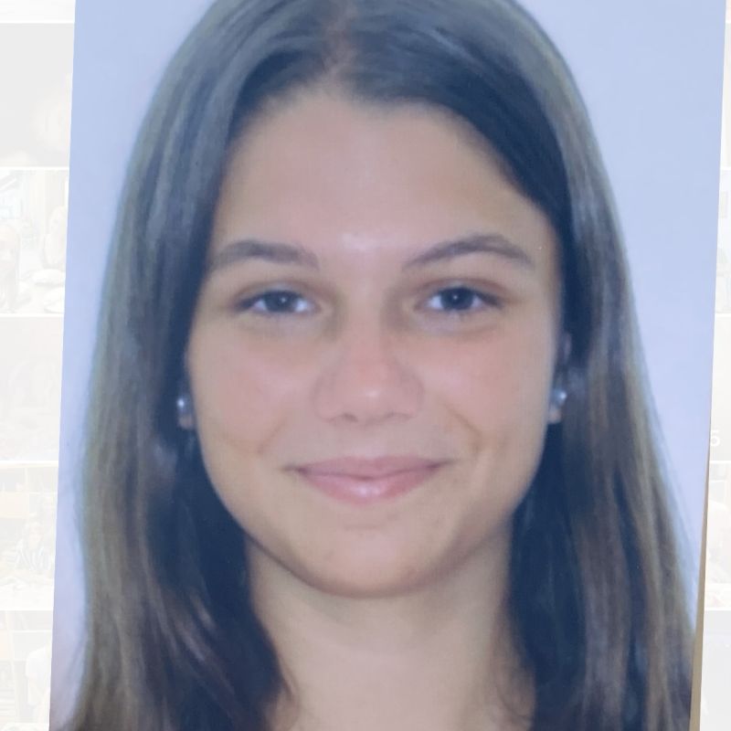 ADRIANA OLMOS TRIGUEROS
