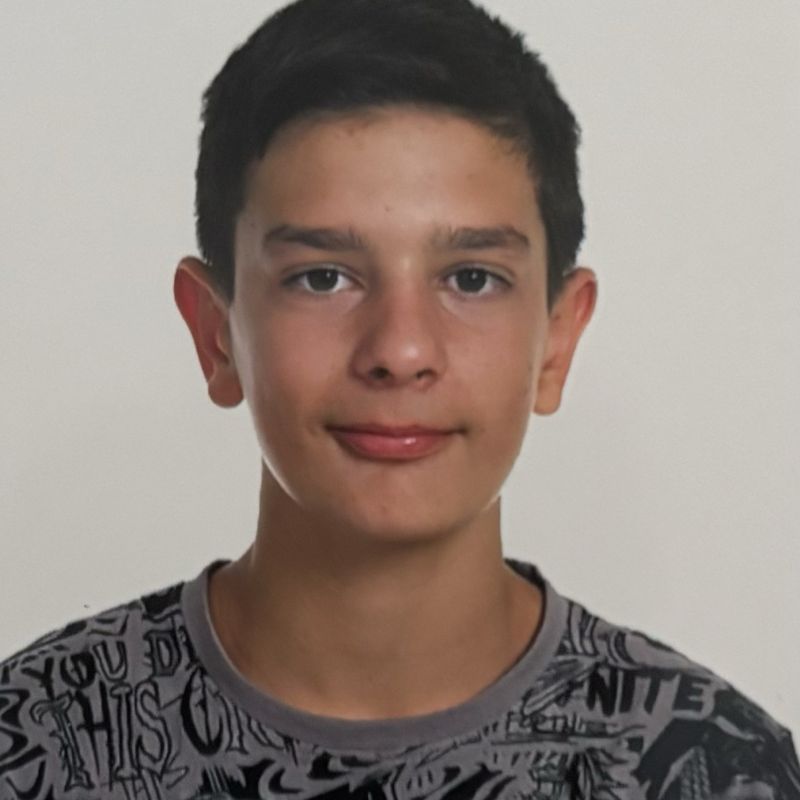 NICOLAS LOZANO BAZACO