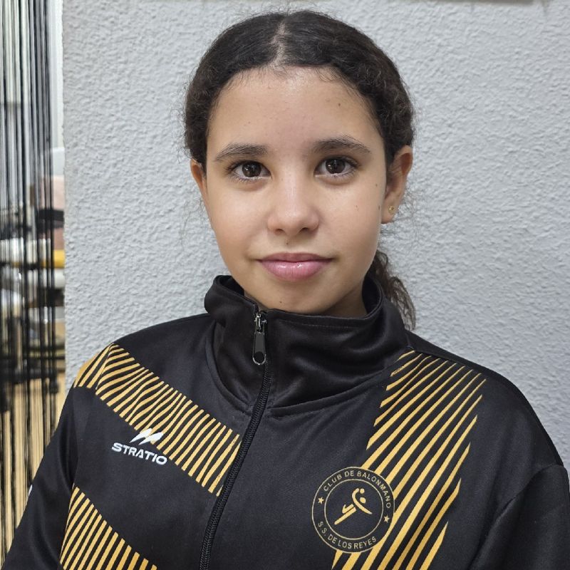 FARAH GHBALOU DAVILA
