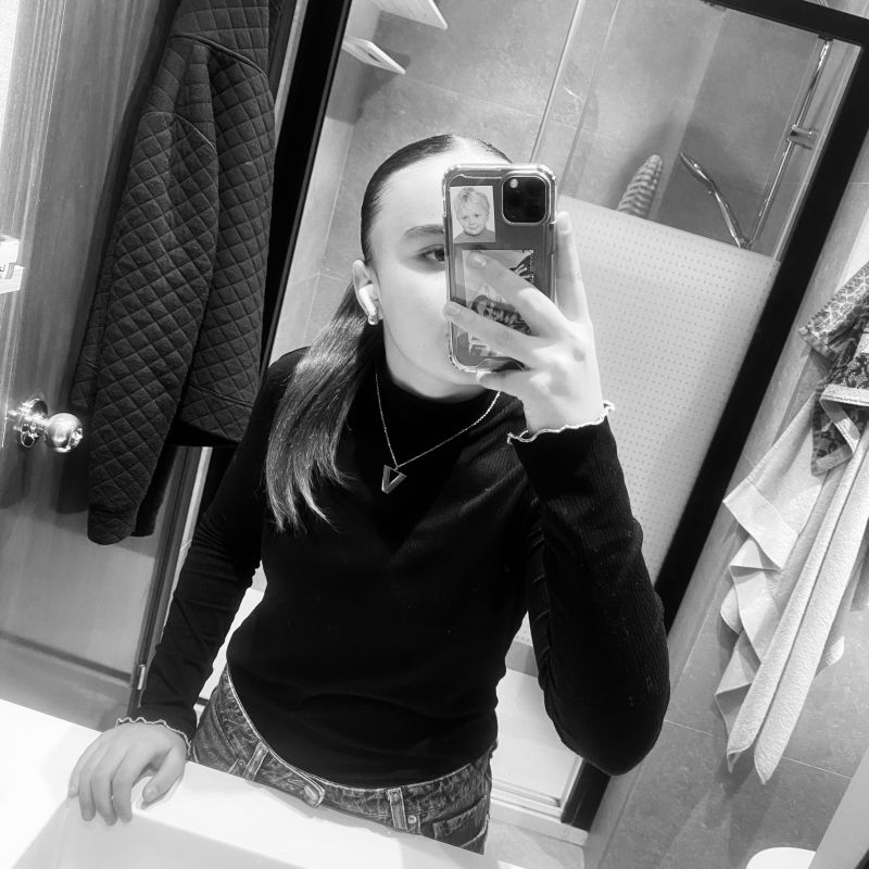 VALENTINA KOHLSTADT CHAMORRO